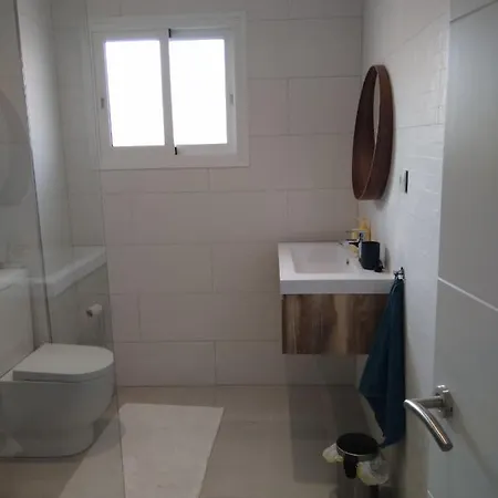 Maestro Concepcion Guidet Apartmán *